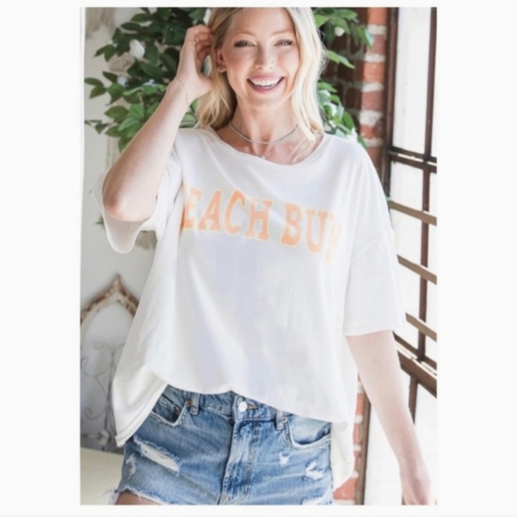 Beach Bum Graphic Tee✨️ - Picture 3 of 6